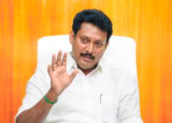 தனியார் பள்ளிகளுக்கு கடிவாளம்.. அரசின் புதிய கட்டுப்பாடு!