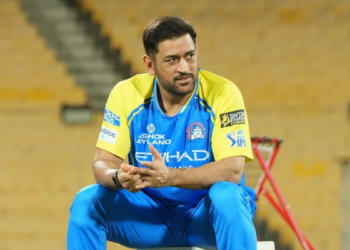 ஐபிஎல் 2026 திருவிழா: டென்ஷனில் சிஎஸ்கே ரசிகர்கள்… தோனி விளையாடுவாரா? மாட்டாரா?