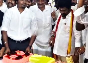 தவெகவினரை விஜய் நெறிப்படுத்த வேண்டும்… நெட்டிசன்கள் கருத்து!