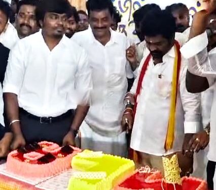 தவெகவினரை விஜய் நெறிப்படுத்த வேண்டும்… நெட்டிசன்கள் கருத்து!